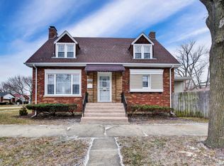 10600 S Rhodes Ave, Chicago, IL 60628