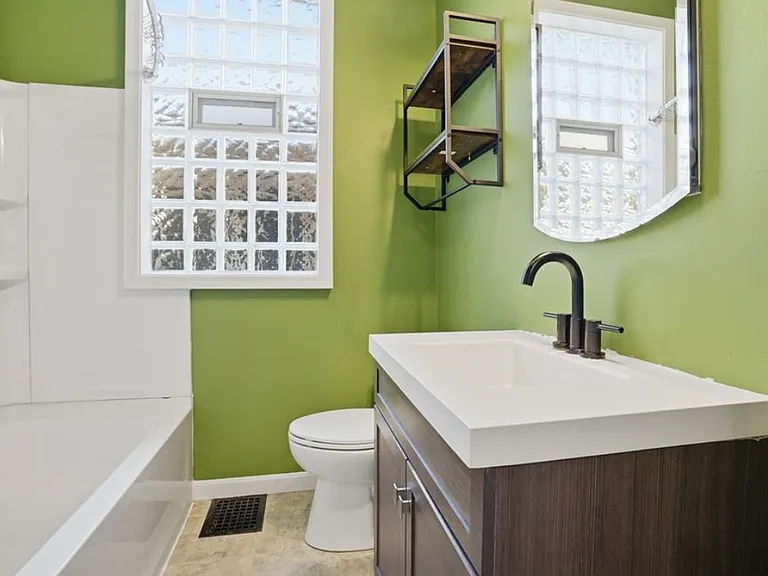 3250 Gaylord Ave #2 — Photo 12