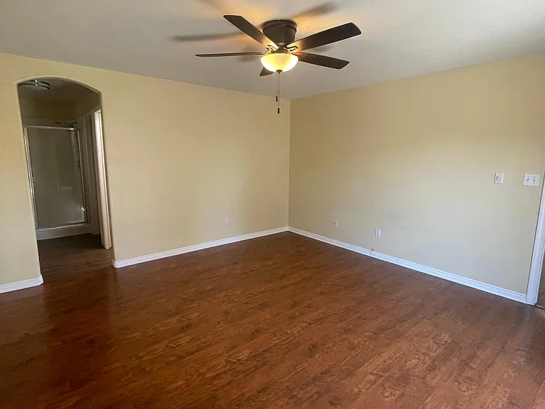 11709 Mantova Ave — Photo 18