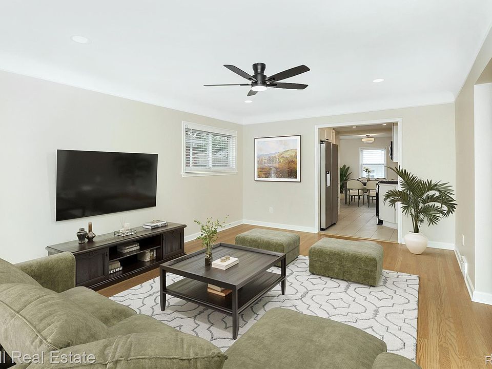 21706 Avalon St, photo 9