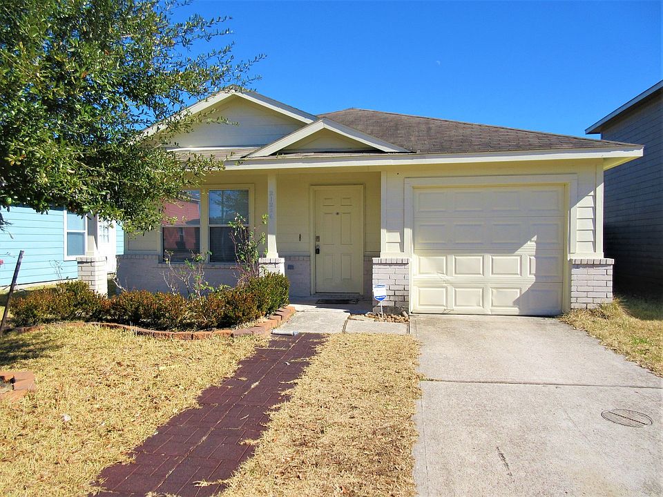 1st image of 21226 Wortham Oaks Dr