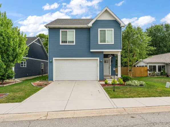 520 Emerald Dr, Chesterton, IN 46304