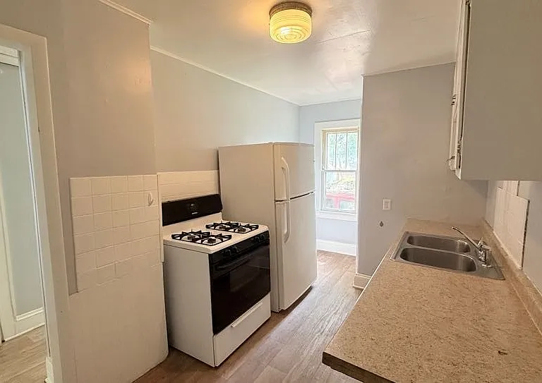 1083 Stroman Ave #A — Photo 9
