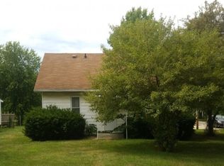 698 N Harrison St, Bushnell, IL 61422