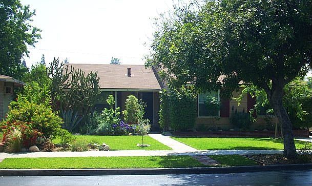 1st image of 1562 Darby Ave