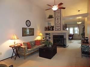 3rd image of 5717 Terrace Dr