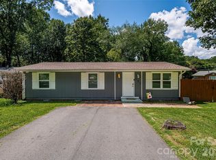 531 Stilwell Oaks Cir, Charlotte, NC 28212