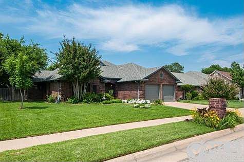 3rd image of 3503 Indian Wells Dr
