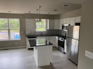 34 Frederick St #101, Hanover, PA 17331