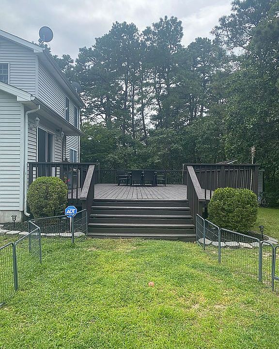 2nd image of 809 1st Ave