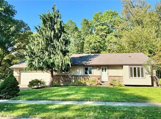 4170 Wood Park Dr, Stow, OH 44224