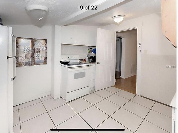 3rd image of 921 1/2 12th St N #1/2