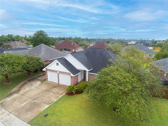 4th image of 129 Oak Moss Dr