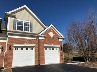 1107 Iron Horse Ct, Elgin, IL 60124