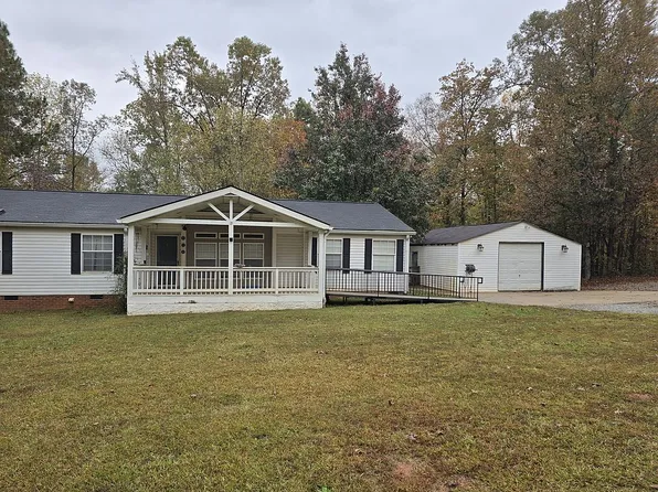338 Day St, Molena, GA 30258