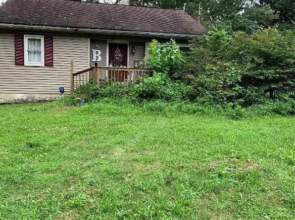 1216 Vestal Rd, Vestal, NY 13850