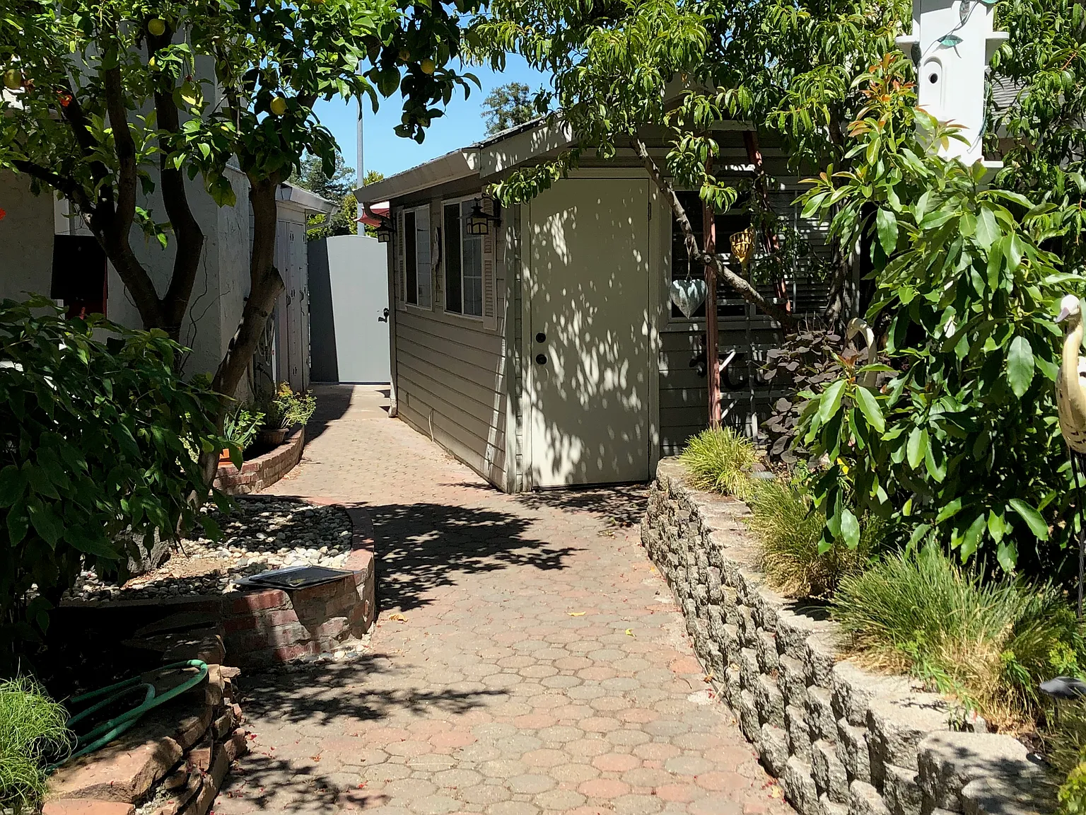 1 bed, 600 sqft, $2,550 — Photo 3