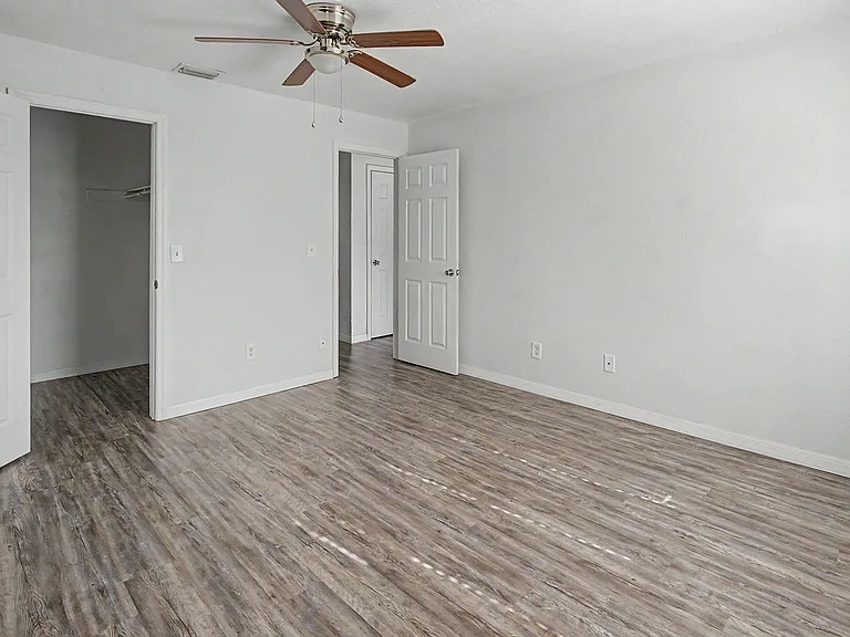 7210 N Manhattan Ave #621 — Photo 16