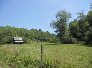 595 Wades Run Rd, Morgantown, WV 26501