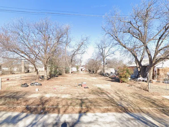 1411 Avenue A, Brownwood, TX 76801