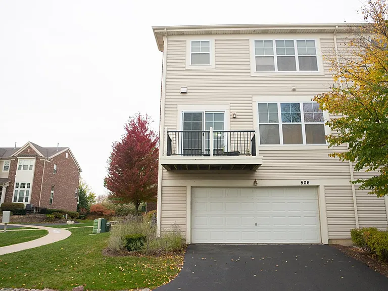 506 Grosvenor Ln — Photo 22