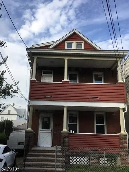 15 Harrison Pl photo 1