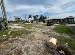 1041 3rd St, Fort Myers Beach, FL 33931