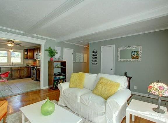 4th image of 8225 Cherry St