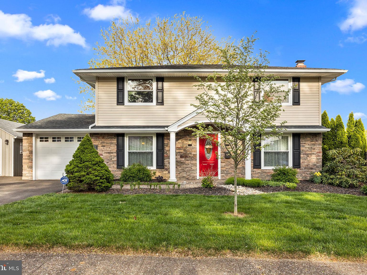 14 Tawny Rd, Levittown, PA 19056 Zillow