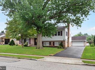 207 McKinley Ave, Hanover, PA 17331