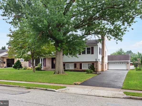 207 McKinley Ave, Hanover, PA 17331