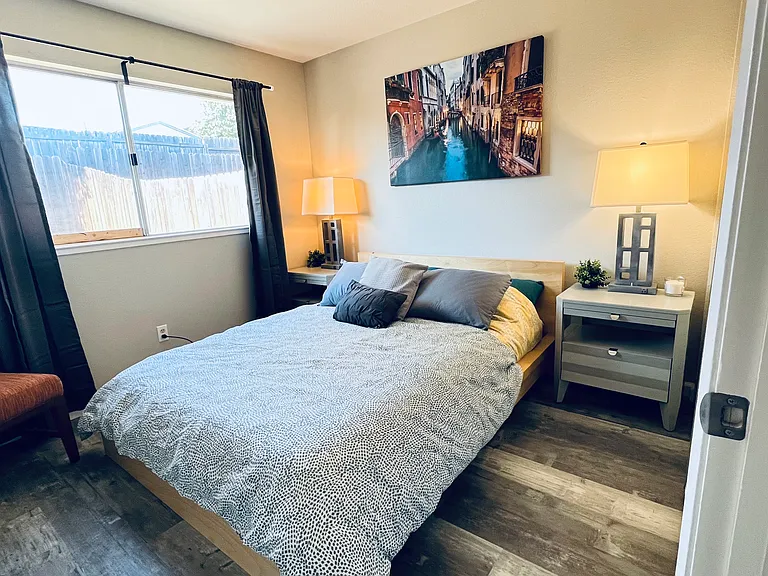 4525 Zachary Way #1 — Photo 6