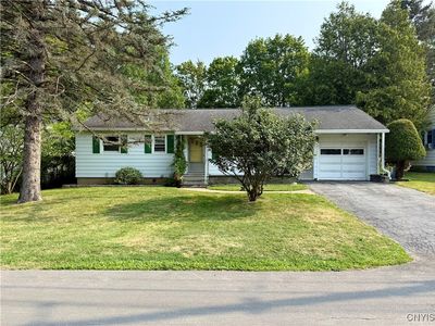 17 Wadas Dr, New York Mills, NY, 13417