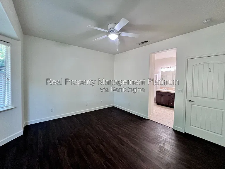1697 N Connery Ln — Photo 13
