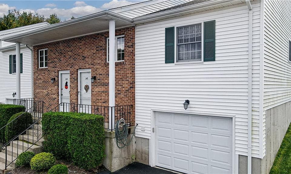 145 Scenery Ln, Johnston, RI 02919 Zillow