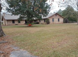 43 J Thrash Rd, Seminary, MS 39479