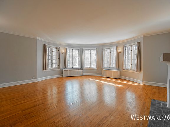 2nd image of 7447 N Hoyne Ave #2