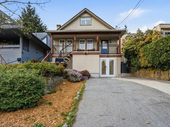 272 Osborne Rd E, North Vancouver, BC V7N 1M1