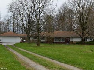 37977 Royalton Rd, Grafton, OH 44044