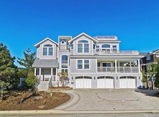 117 E Kansas Ave, Brant Beach, NJ 08008