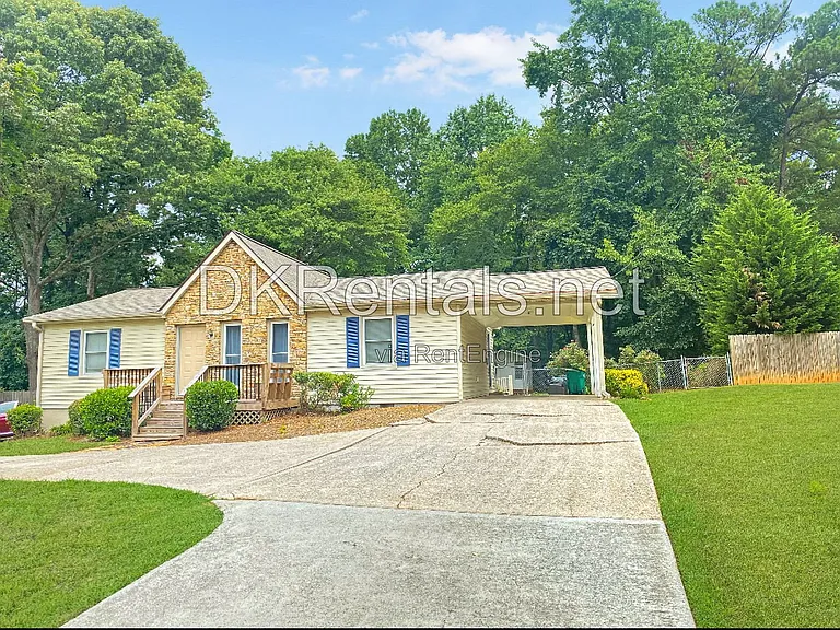 2397 Old Peachtree Rd — Photo 2