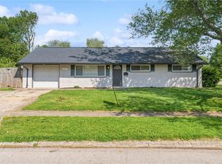 3890 Endover Rd, Kettering, OH 45439