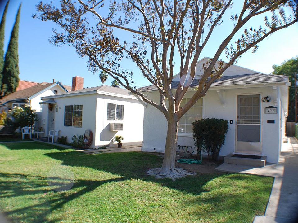 422 Western Ave. Front Unit - Side Walkway to the back door of unit.