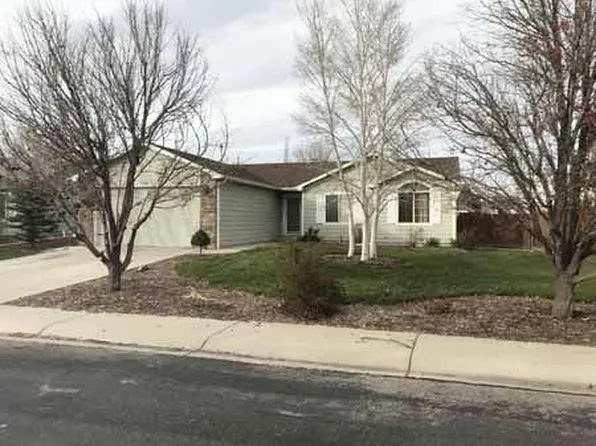 3440 Adams Ct, Wellington, CO 80549