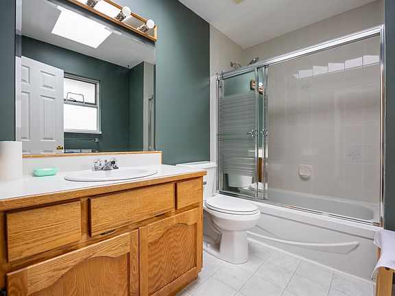 5th image of 11649 202b St