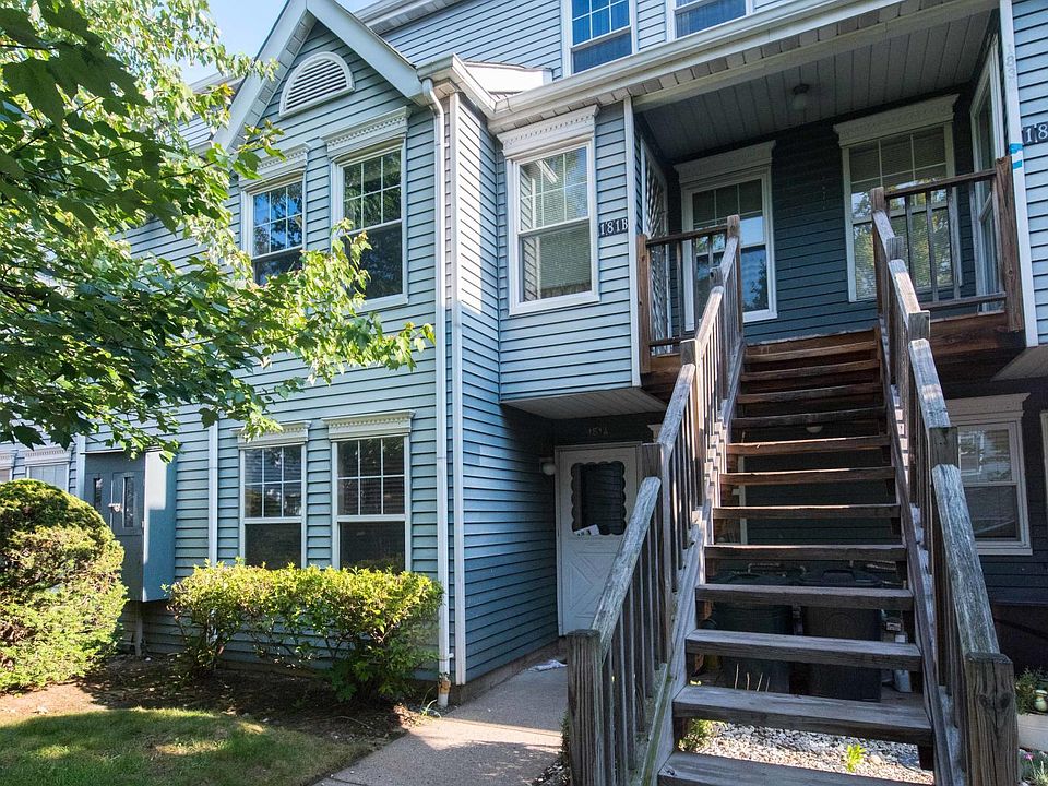 1st image of 181 Pond Way #B