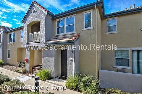 2nd image of 1206 Dante Cir