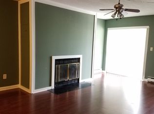 140 Kane St APT C8, West Hartford, CT 06119
