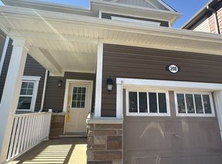 208 Pineglen Cres, Kitchener, ON N2R0G2