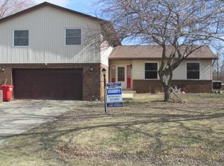 5752 Wilber Ct E, Oreana, IL 62554